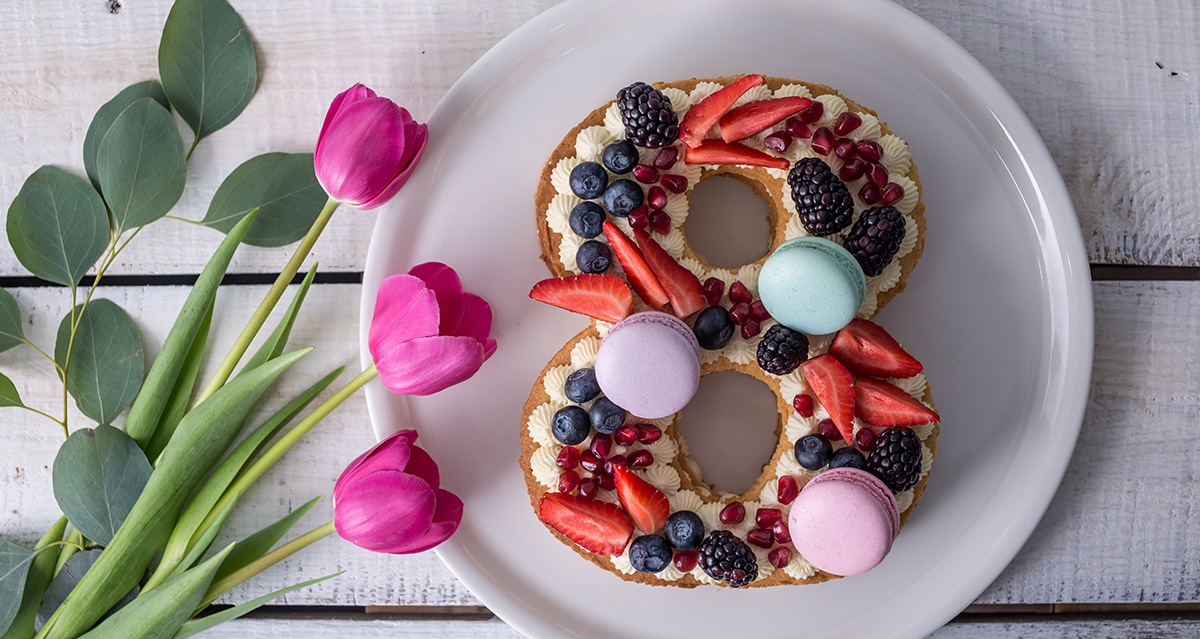 Поздравляем с Международным женским днём!